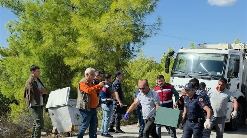 Mesai arkadaşını boğazından bıçakladı!