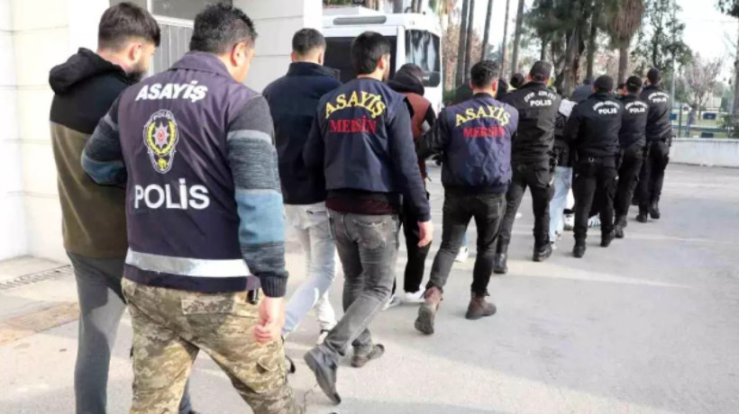 Sosyal medya üzerinden dolandıran şebeke çökertildi