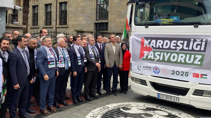 Trabzon’dan Gazze’ye ‘Kardeşlik TIR’ları' uğurlandı