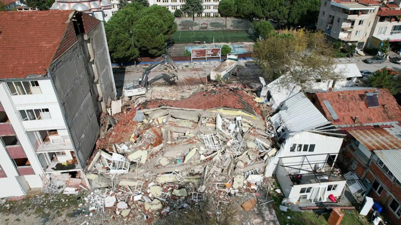 Sındırgı’da deprem hasarı tespit edildi: 760 yapı riskli