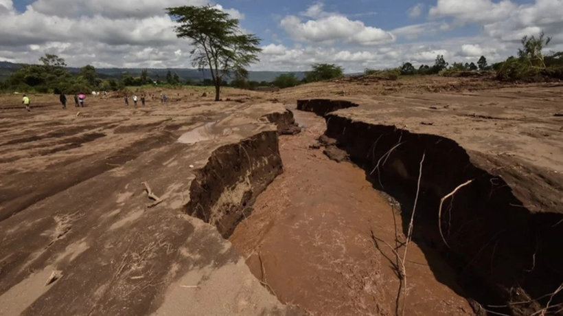 Şiddetli yağışların ardından heyelan! 21 ölü