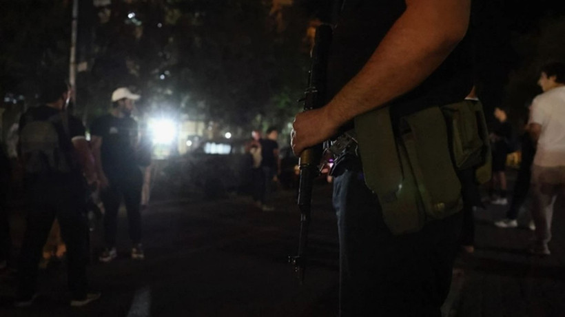 Suriye'nin başkenti Şam'da patlama sesleri duyuldu