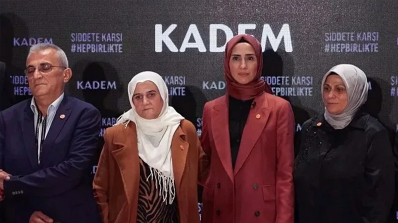 KADEM'den kadına şiddete karşı turuncu rozet!