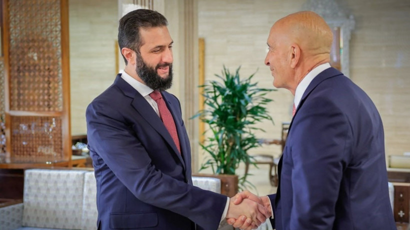 Suriye Devlet Başkanı eş-Şara, ABD'nin Suriye Özel Temsilcisi Barrack'ı kabul etti