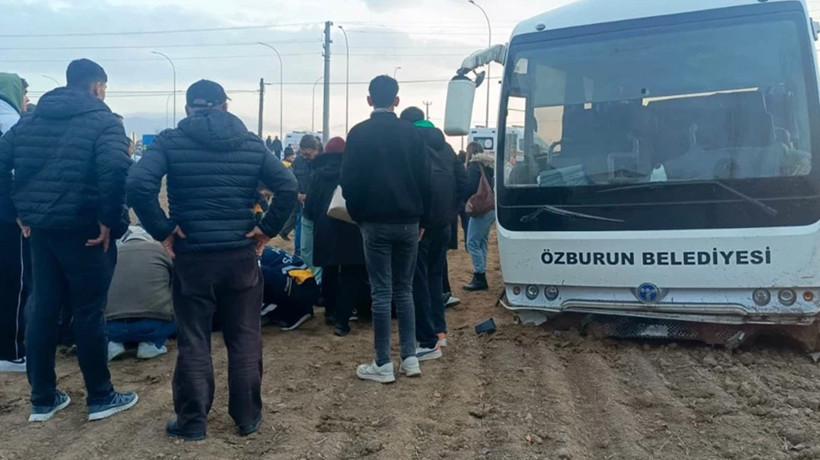 Öğrenci servisi kaza yaptı: Çok sayıda yaralı var!