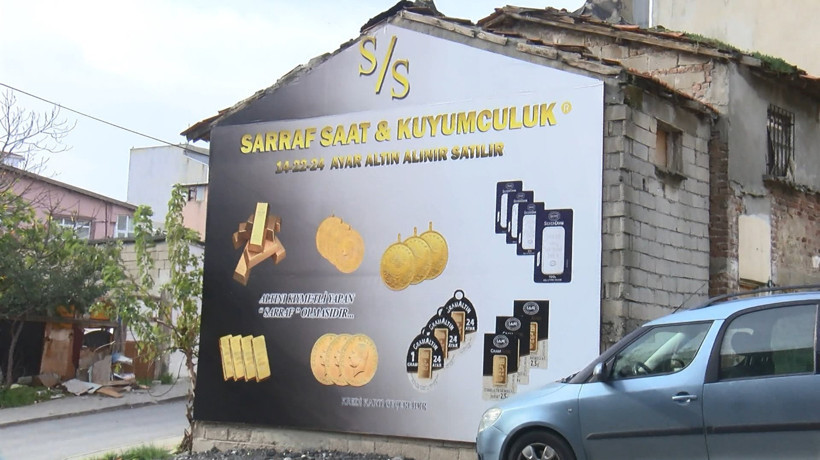 Büyükçekmece’de 'kuyumcu, topladığı altın ve paralarla kaçtı' iddiası