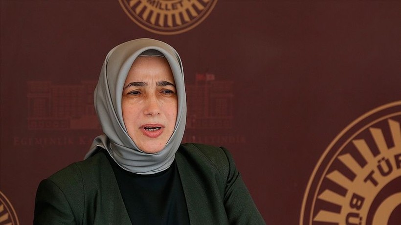 Akit yazarı Ali Karahasanoğlu'nun eleştirdiği Özlem Zengin çıldırdı! "Bunların gözleri kararmış" - Resim: 4
