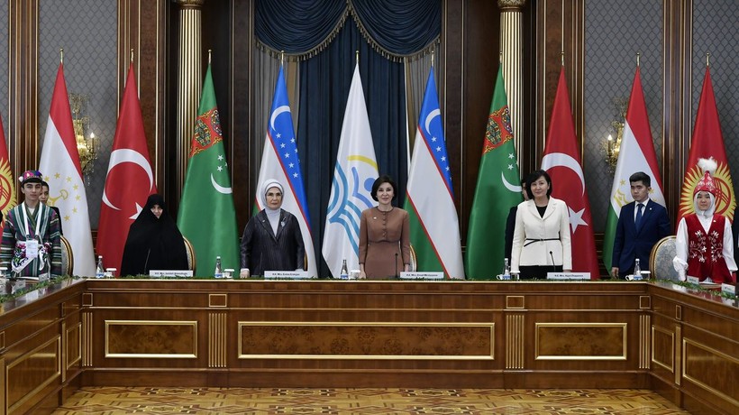 Emine Erdoğan, Özbekistan'da lider eşleriyle bir araya geldi - Resim: 3
