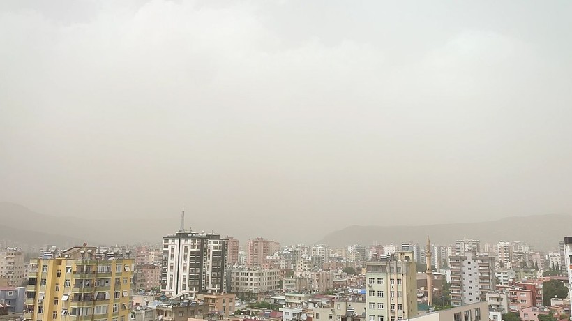 Hatay, Mersin, Adana, Osmaniye... Türkiye'de çöl tozu etkisini göstermeye başladı - Resim: 13