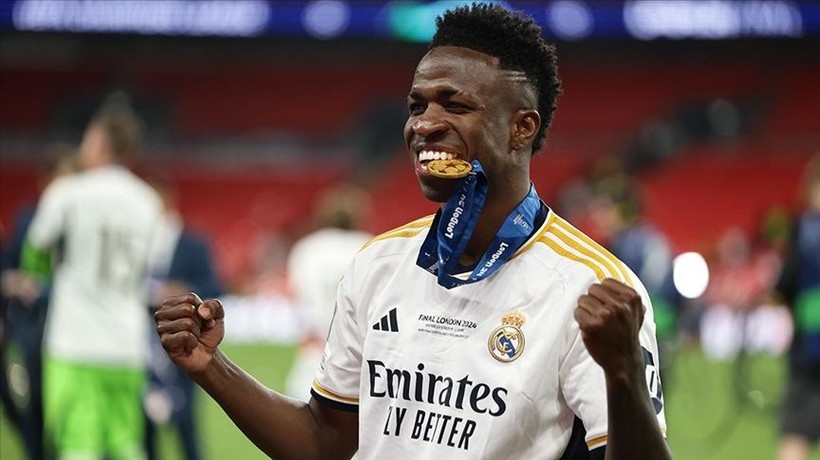 Vinicius Jr.'dan tarihi imza: PSG'ye transfer oluyor - Resim: 3