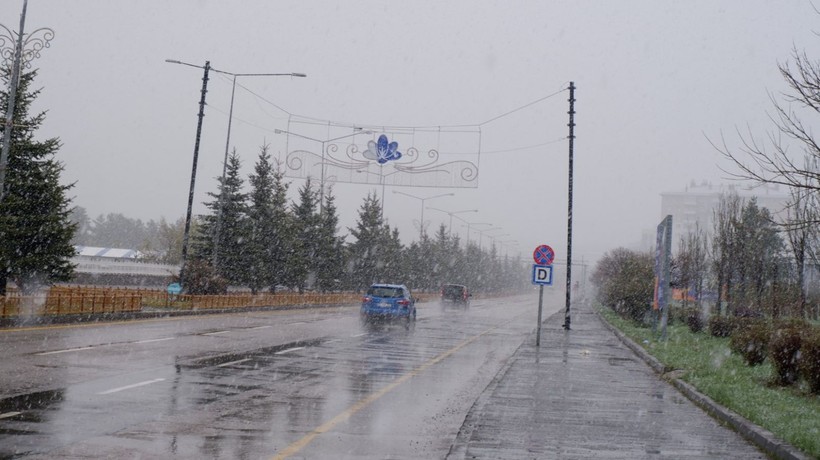 Erzurum'a mayıs ortasında kar yağdı - Resim: 9