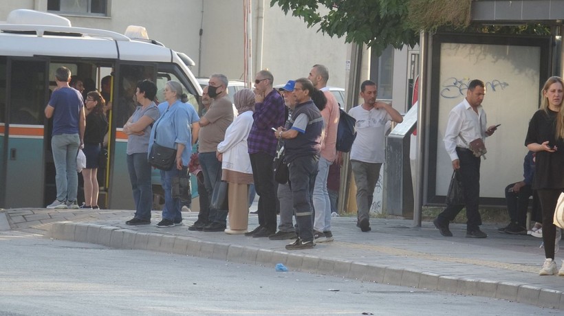 İzmir'de grev! 23 bin işçi meydanlara çıktı - Resim: 11