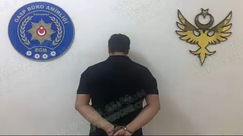 Gaziantep'te 3 milyon TL'lik silahlı gasp kamerada: Şüpheliler yakalandı - Resim : 1