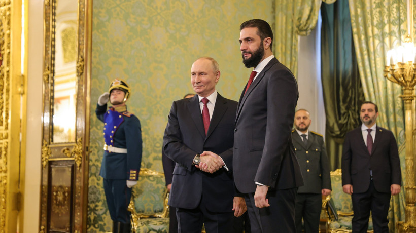 Rusya Devlet Başkanı Putin ile Suriye Cumhurbaşkanı Şara, Moskova’da görüştü - Resim : 1