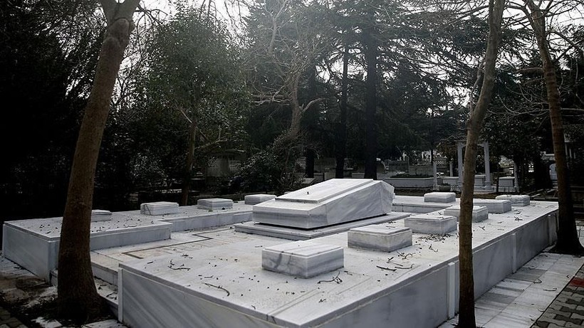En ucuz mezara gömülürseniz su dökeniniz bile olmaz: İstanbul'da en ucuz mezar yeri 2 bin 900 lira oldu - Resim: 4