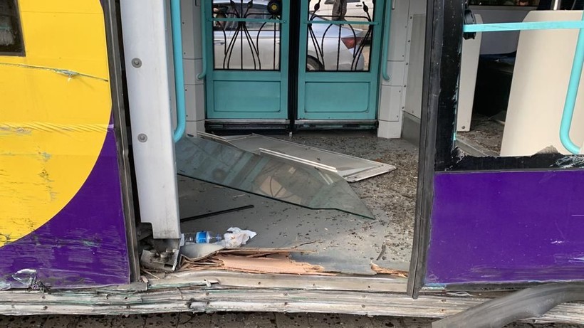 SON DAKİKA: İstanbul Kabataş'ta tramvay kazası! Yaralılar var - Resim: 2