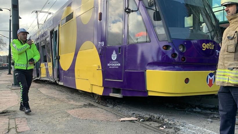 SON DAKİKA: İstanbul Kabataş'ta tramvay kazası! Yaralılar var - Resim: 9