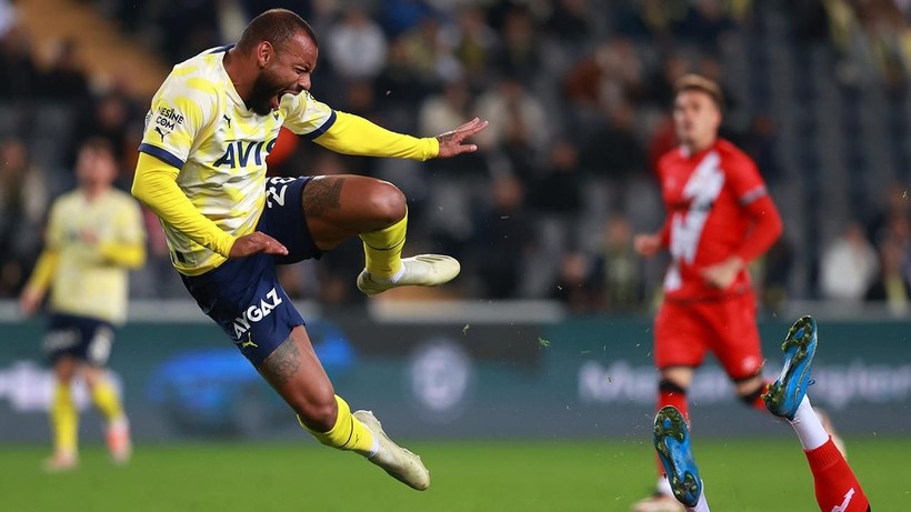 Fenerbahçe'de flaş transfer gelişmesi: Joao Pedro'nun yokluğunu o kapatacak! - Resim: 2