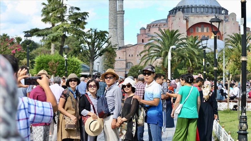 Turizmde yeni atılım yapan Türkiye emeklerinin meyvesini yiyor: Türkiye turizm sıralamasında dünya 3'üncüsü - Resim: 3