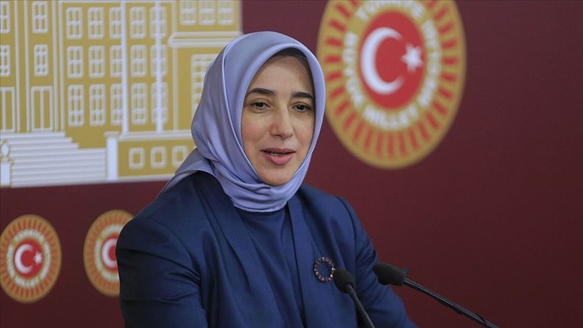 Akit yazarı Ali Karahasanoğlu'nun eleştirdiği Özlem Zengin çıldırdı! "Bunların gözleri kararmış" - Resim: 3