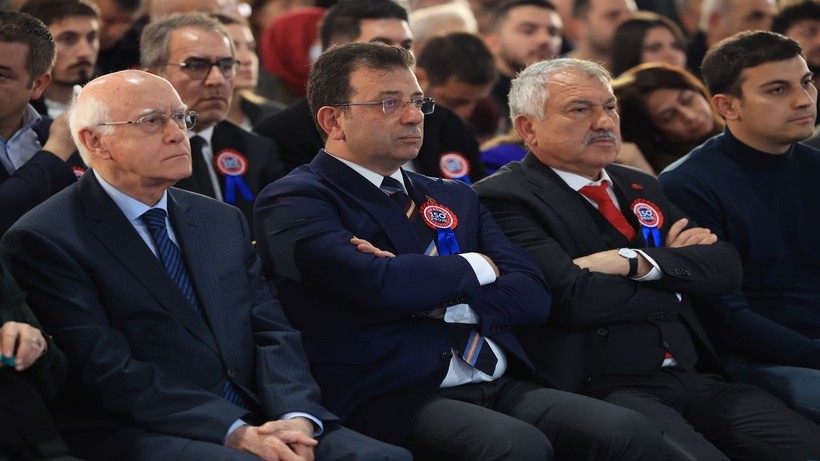 İBB Başkanı Ekrem İmamoğlu ulaşım zammı ile ilgili soruyu yanıtsız bıraktı! - Resim: 10