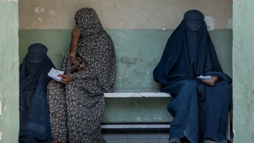 Dünya ülkelerinden Afganistan'da kadınların STK'lerde çalışmasını yasaklayan Taliban'a tepki - Resim: 4