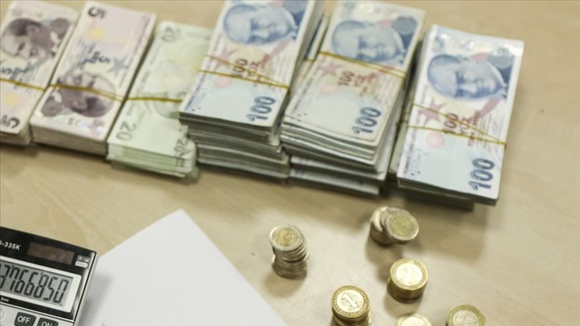 Kalem kalem hesapladık! İşte mesleklere göre memurların 2023 zamlı maaşları - Resim: 2