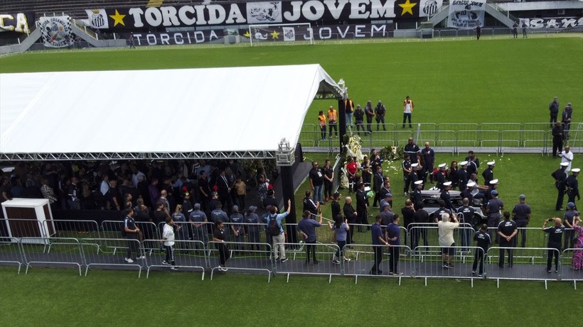 Brezilyalı efsane futbolcu Pele için cenaze töreni düzenlendi - Resim: 17