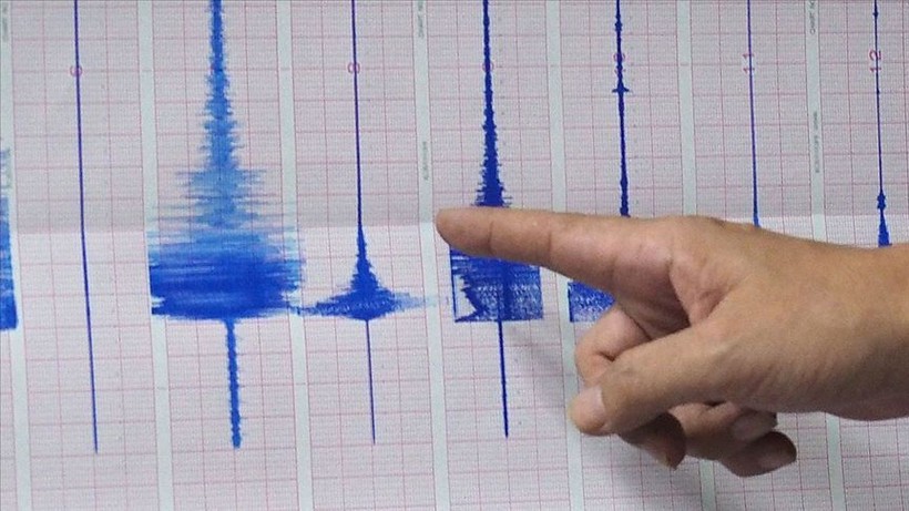 Akdeniz ve Ege beşik gibi sallanıyor! 4.0 şiddetindeki depremin ardından şimdi de 4.2 ile irkildiler - Resim: 1