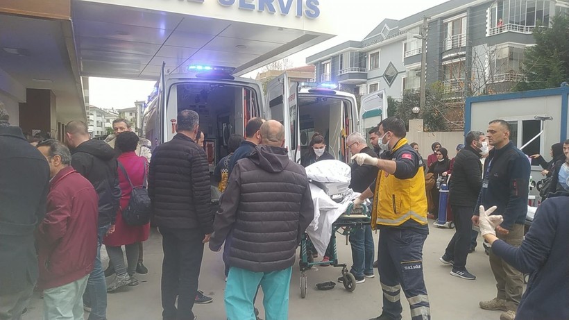 Yalova'da hastanede yangın paniği! Hastalar apar topar tahliye edildi - Resim: 2