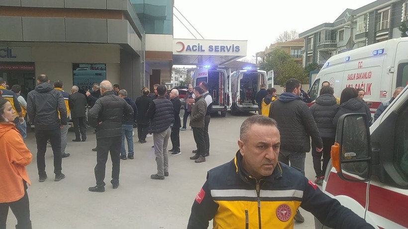 Yalova'da hastanede yangın paniği! Hastalar apar topar tahliye edildi - Resim: 3