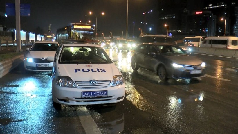İstanbul Üsküdar'da gerçekleşen kazada 1 kişi hayatını kaybetti - Resim: 7