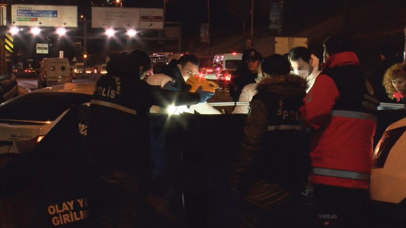 Haliç Köprüsü'nde meydana gelen silahlı saldırıda 1 ölü ve 1 yaralının olduğu tespit edildi - Resim: 8
