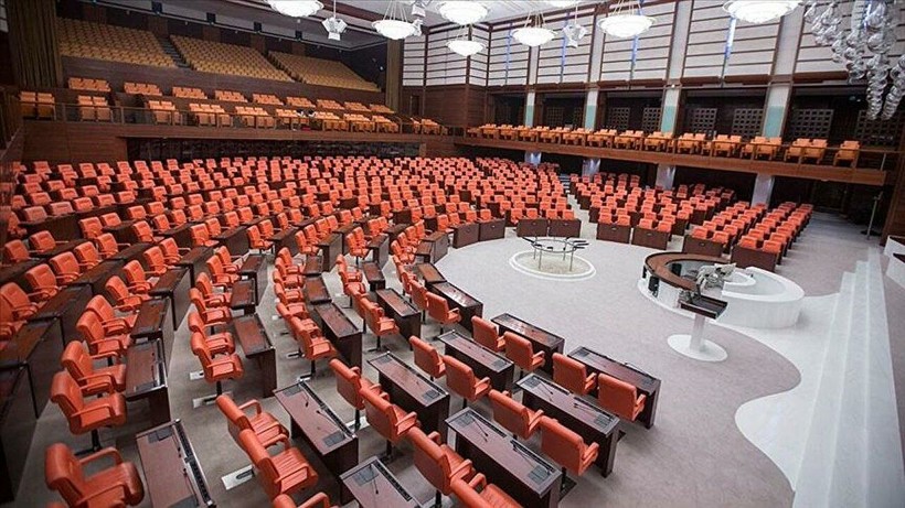 Milletvekillerinin alacağı zam belli oldu, işte yeni milletvekili maaşları... - Resim: 1