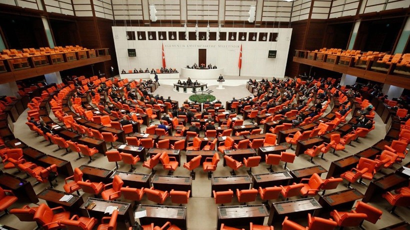Milletvekillerinin alacağı zam belli oldu, işte yeni milletvekili maaşları... - Resim: 3