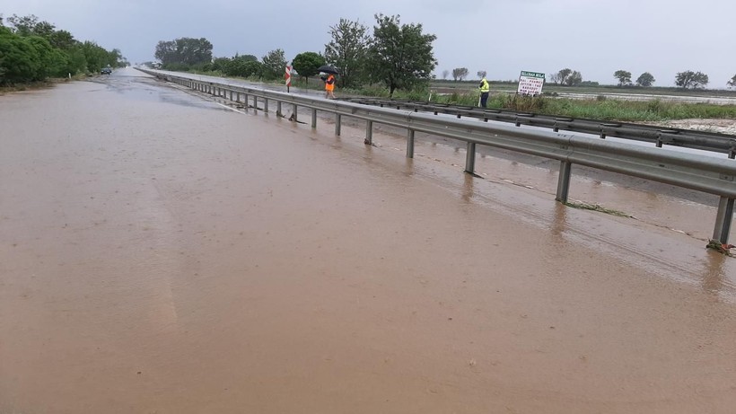 Meteoroloji'den 10 ile "sarı" uyarı: Fırtına ve sağanak bekleniyor - Resim: 1