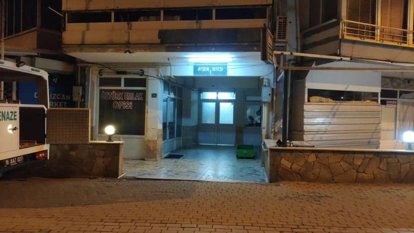 Bursa'da evine gittiği 54 yaşındaki Galip Bayram'ı öldürerek bazanın altına saklayan şahıs yakalandı - Resim: 5