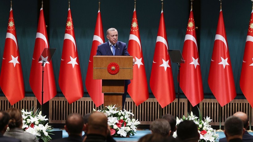 Cumhurbaşkanı Erdoğan, kamu borçlarının cezalarının kalkacağını ve trafik ceza aflarının düzenlenip 10 bine yakın ehliyetin iade edileceğini duyurdu - Resim: 1