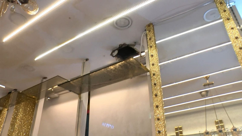 Laleli'de kiracısını çıkartmak isteyen mülk sahibi akıl sır ermeyen yöntemler denemeye başladı, dükkana sarımsaklı su ve yağ akıttı - Resim: 7