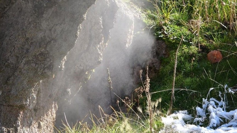 Bitlis'te ilgi çeken doğa olayı: Nemrut'un 'Buhar Bacaları' kışın tekrar aktifleşti - Resim: 5