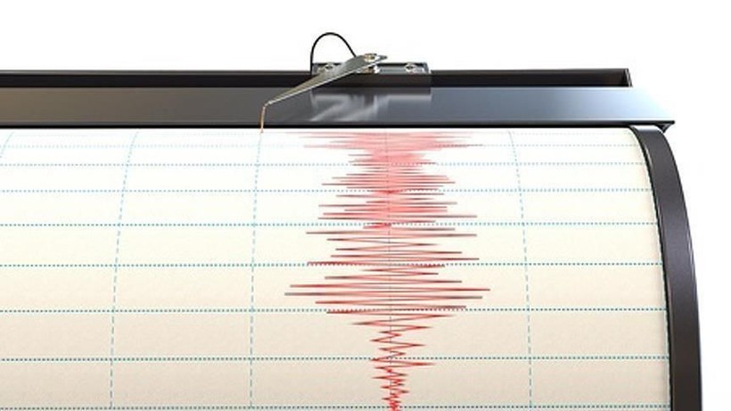 Dün Akdeniz'de gerçekleşen 5.4'lük depremin ardından uzman isimden korkutan açıklama: Yırtılan levhayı işaret etti - Resim: 6