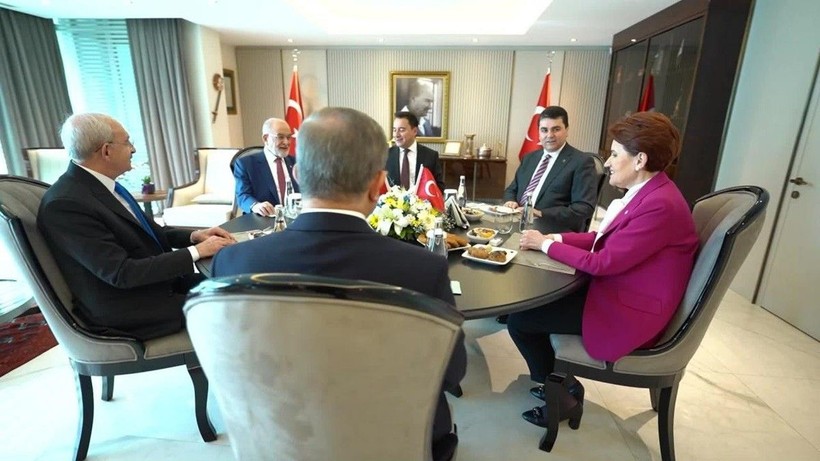 Altılı masanın 11'inci toplantısında perde kalkmaya başladı! Seçilmesi halinde altılı masa değişime nereden başlayacak? Siyaset üstü kurumlar ön planda - Resim: 4