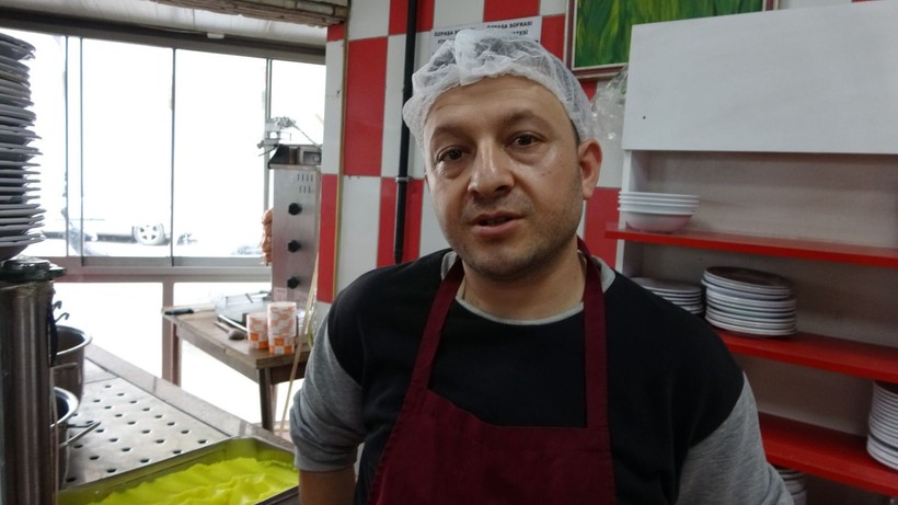 Kocaeli İzmit'te bulunan bir lokantaya giren hırsız herkesi şok etti! Yedi, içti... - Resim: 4