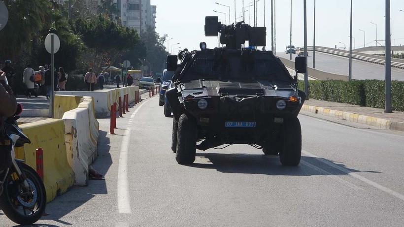 Antalya'da kumar borcu kavgasında ortalık kan gölüne döndü! Cani adam 3 kişiyi gözünü kırpmadan vurdu - Resim: 3
