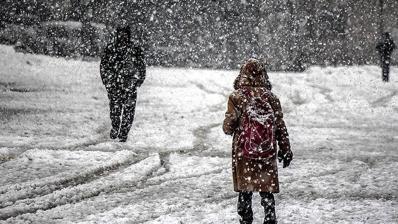 Türkiye genelinde etkisini artıran kar yağışı okullara tatil de getirdi | 6 Şubat Pazartesi Kar Tatili Olan İller - Resim: 4