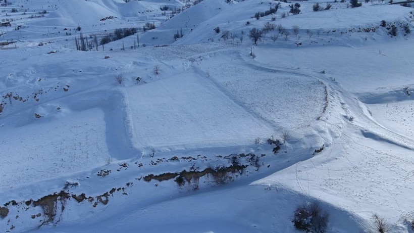 Deprem Adıyaman'ın köyünde tarlaları 3 metre yükseltti - Resim: 11