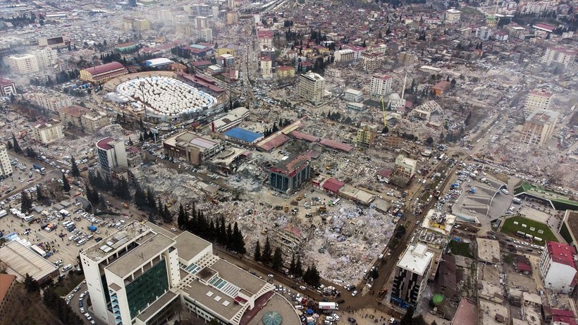 Depremin gölgesinde 71 ilde ikinci dönemin ilk zili yarın çalacak! - Resim: 5