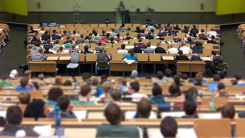Üniversiteler uzaktan eğitime geçti öğrencilerden peş peşe sorular geldi: YÖK, bahar yarıyılı eğitim ve öğretimine ilişkin soruları yanıtladı - Resim: 2