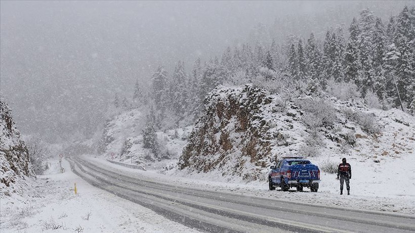 Meteoroloji özellikle deprem bölgelerini uyardı: Kar ve yağmur şiddetli gelecek - Resim: 4