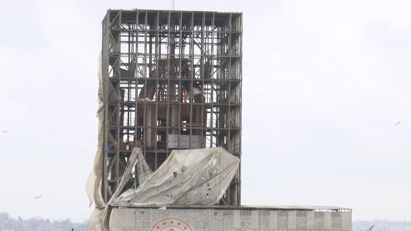 İstanbul Boğazı'nın simgesi Kız Kulesi'nde restorasyon çalışmasında sona gelindi: Külah ilk kez göründü - Resim: 10